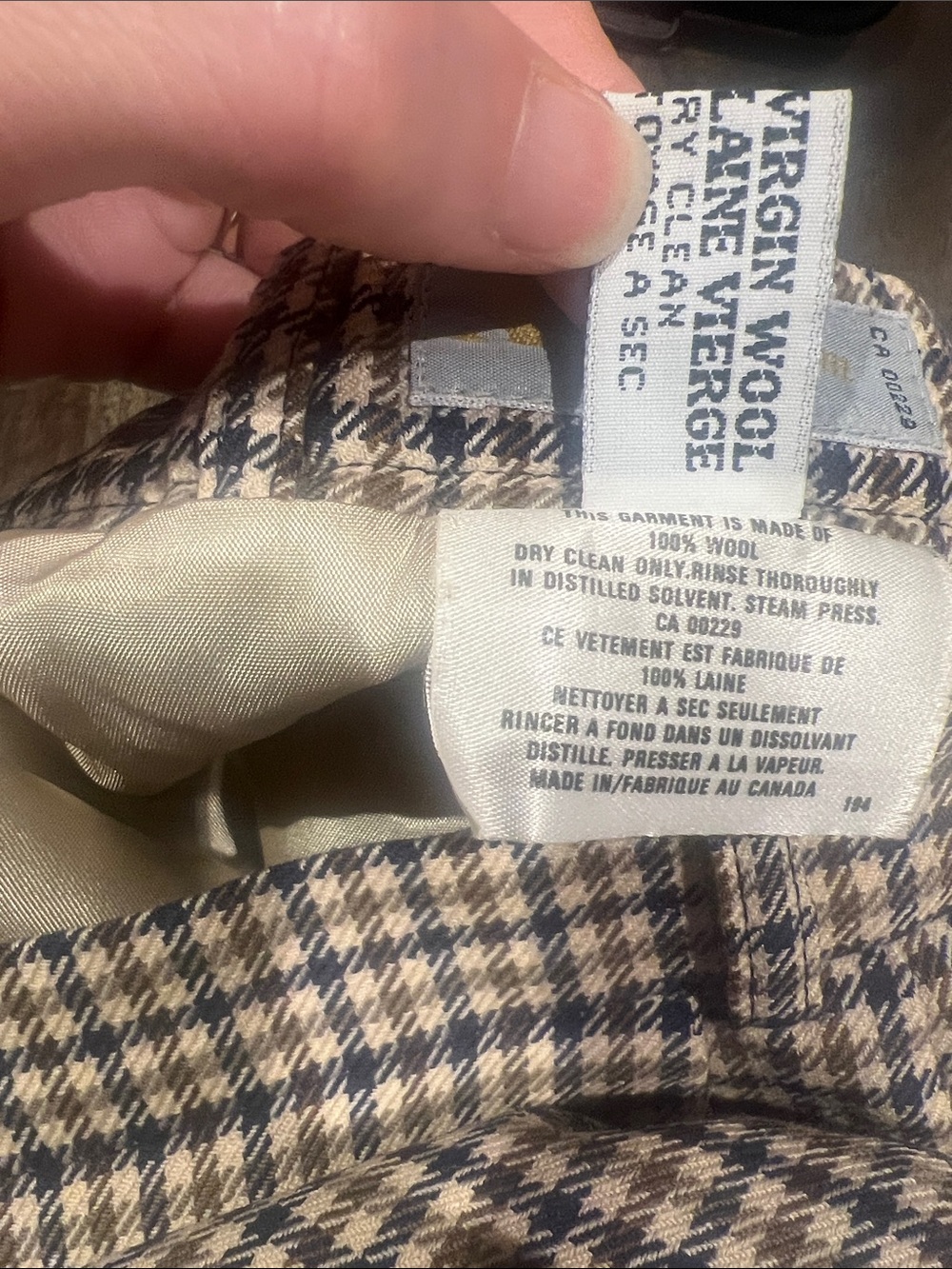 Aquascutum London Plaid Skirt Vintage Navy Tan 8 (fits small) - Picture 7 of 7